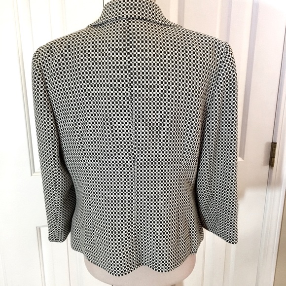 EUC Worthington Black & cream Small Houndstooth Blazer sz 14 - Picture 2 of 10
